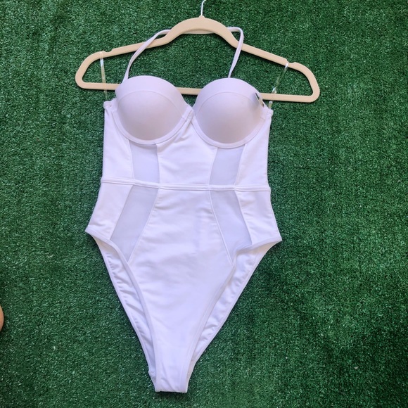 White One Piece Bathing Suit Retro Style Swimsuit - Picture 5 of 9